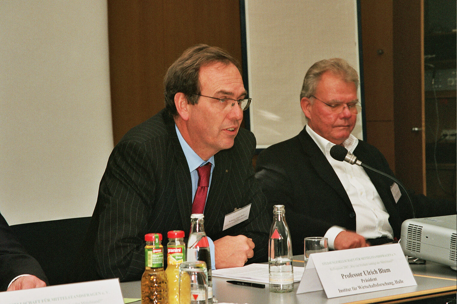 Prof. Ulrich Blum. Prof. Ulrich Blum.