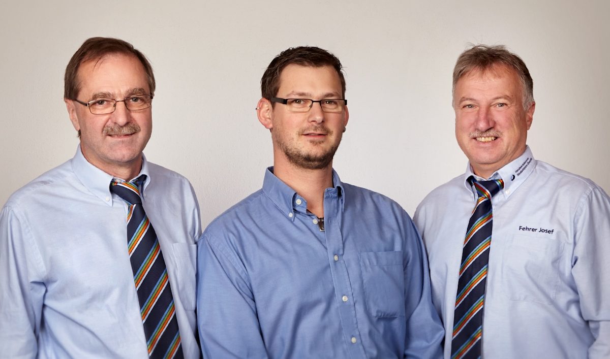 In praktischen Ausbildung der Fachoberschule sind im Einsatz (v.li.): Ludwig Paster, Sebastian Häuslbauer und Josef Fehrer. In praktischen Ausbildung der Fachoberschule sind im Einsatz (v.li.): Ludwig Paster, Sebastian Häuslbauer und Josef Fehrer.