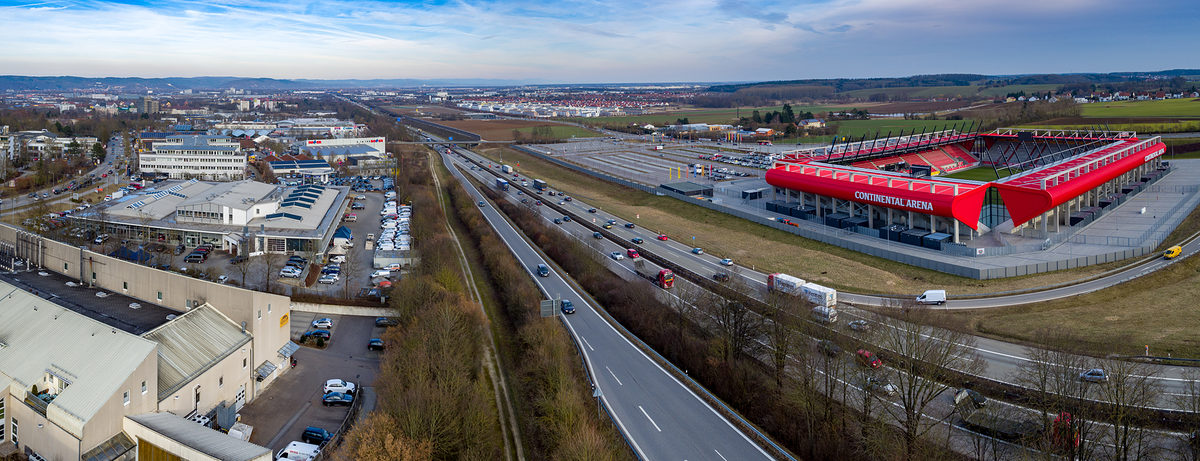 Autobahn A3 nahe der Continental Arena in Regensburg. Autobahn A3 nahe der Continental Arena in Regensburg.