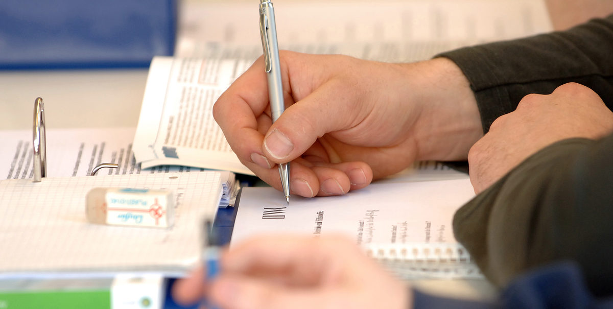 Das Weiterbildungsstipendium erhalten jährlich rund 6000 junge Fachkräfte in Deutschland. Das Weiterbildungsstipendium erhalten jährlich rund 6000 junge Fachkräfte in Deutschland.