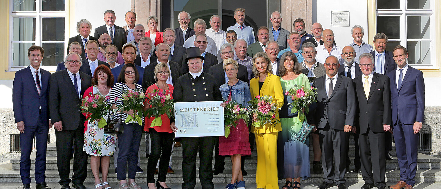 In Landshut ehrte die Handwerkskammer ihre "Goldenen" Handwerksmeister. 