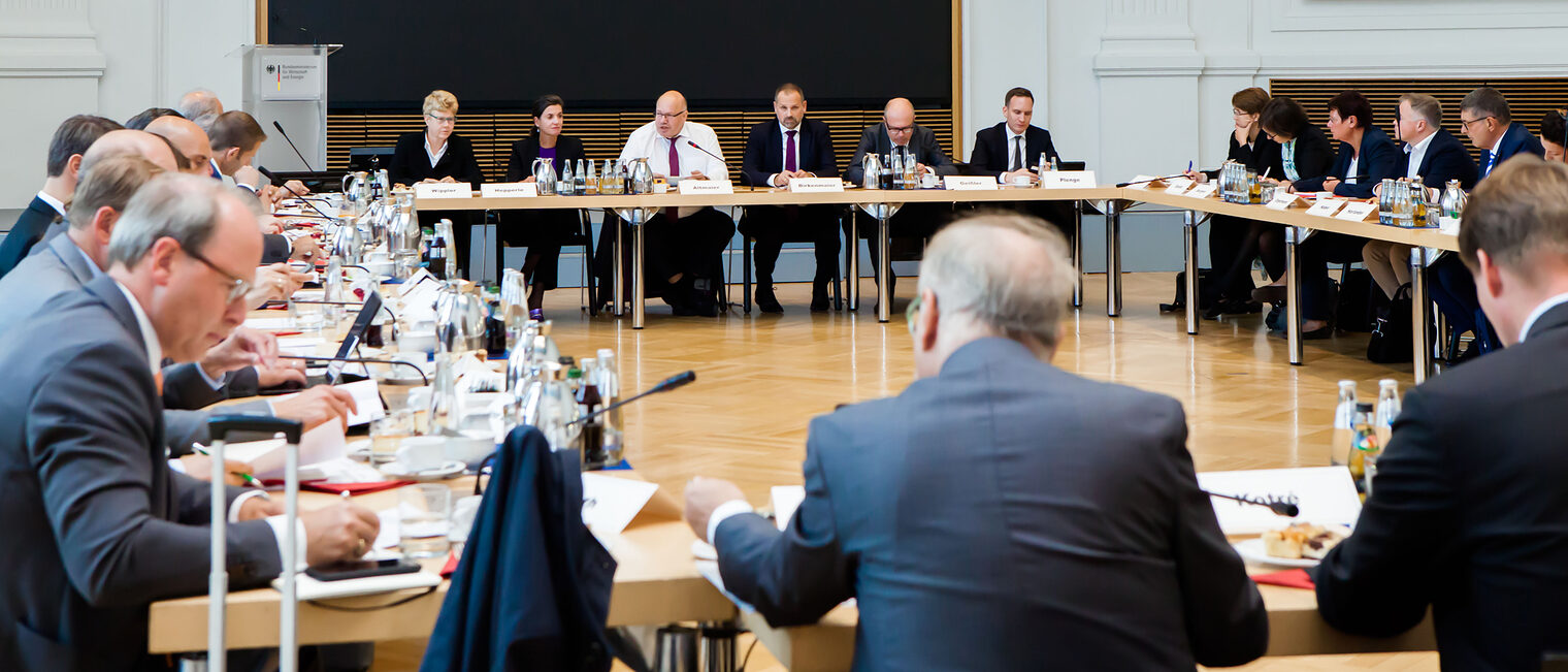 Bundeswirtschaftsminister Peter Altmaier traf sich mit dem Mittelstandsbeirat und Mittelstandsverbänden.