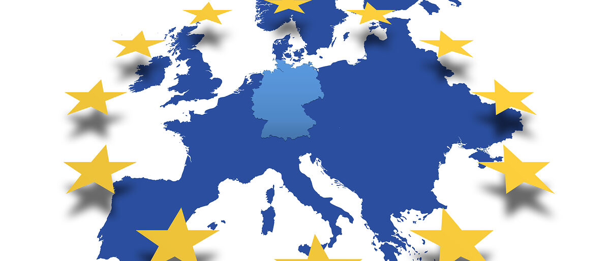 europa, karte, europakarte, deutschland, blau, landkarte, euro, eu, staaten, international, europische, union, 3d, hintergrund, kontinent, gemeinschaft, symbol, lnder, eurokrise, business, sterne, perspektivisch, staatenverbund, finanz, mitgliedsstaaten, europarecht, rechtsstaat, corporate fashism, european, parlament, staatenbund, brssel, gelb, perspektive, finanzkrise, krise, wirtschaftskrise, bankenkrise, mapping, stimmung, binnenmarkt, kredite, wirtschaft, umrisse, hilfspaket, sternenbanner, beleuchtet, stimmungsvoll, outline
