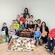 Schon im Kindergartenalter für das Handwerk begeistern: HWK-Vizepräsidentin Kathrin Zellner (2. v. re.) bedankte sich bei den Kindern und Erzieherinnen von St. Benedikt für die engagierte Teilnahme am Wettbewerb.