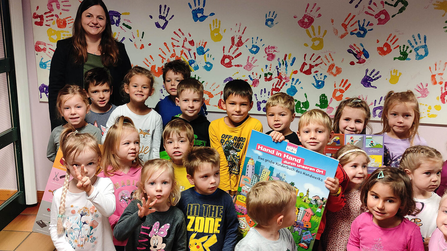 HWK-Vizepräsidentin Kathrin Zellner zu Besuch im Kinderhaus St. Michael in Röhrnbach. 