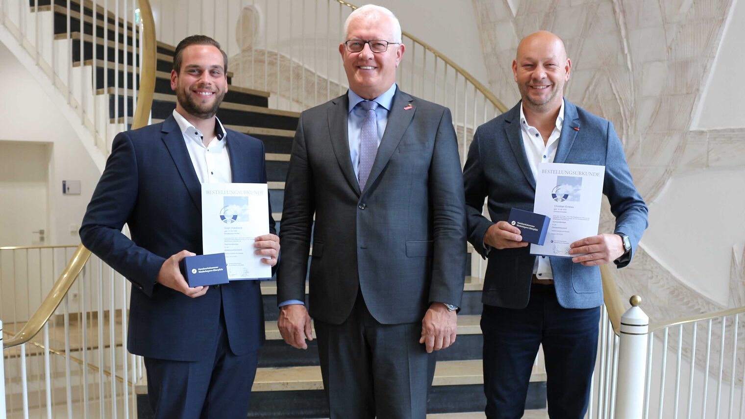 Engagieren sich als Sachverständige (v. li.): Sven Haslbeck, HWK-Vizepräsident Richard Hettmann und Christian Erntner. 