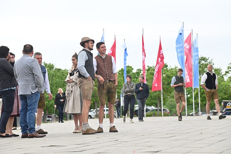 Rund um die Fraunhofer-Halle_Meisterfeier 2024_2