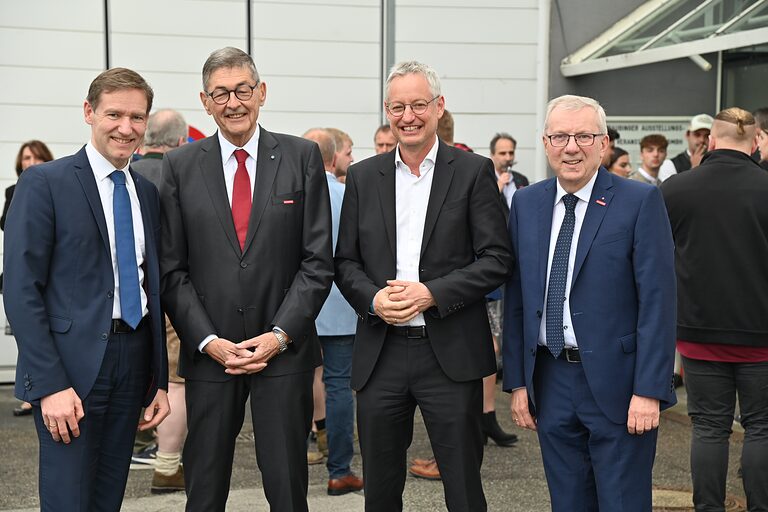 Rund um die Fraunhofer-Halle_Meisterfeier 2024_4