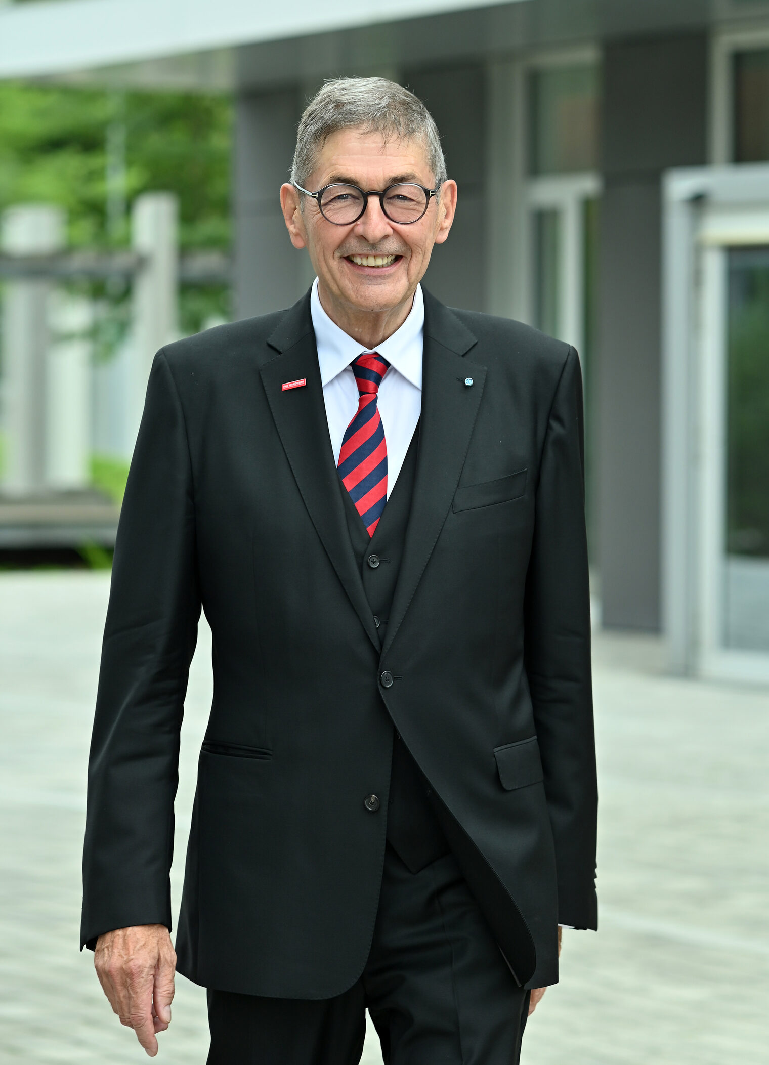 Der Regensburger Handwerksunternehmer Dr. Georg Haber bleibt für weitere fünf Jahre Präsident der Handwerkskammer Niederbayern-Oberpfalz.