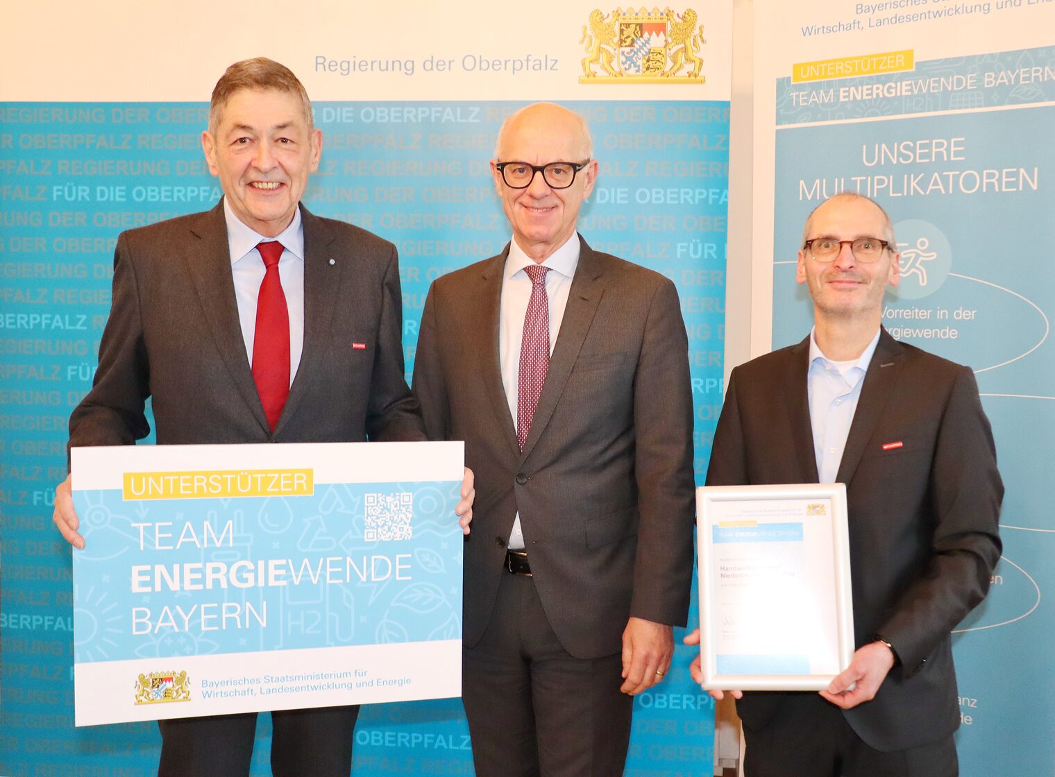 HWK erhält Urkunde Energiewende