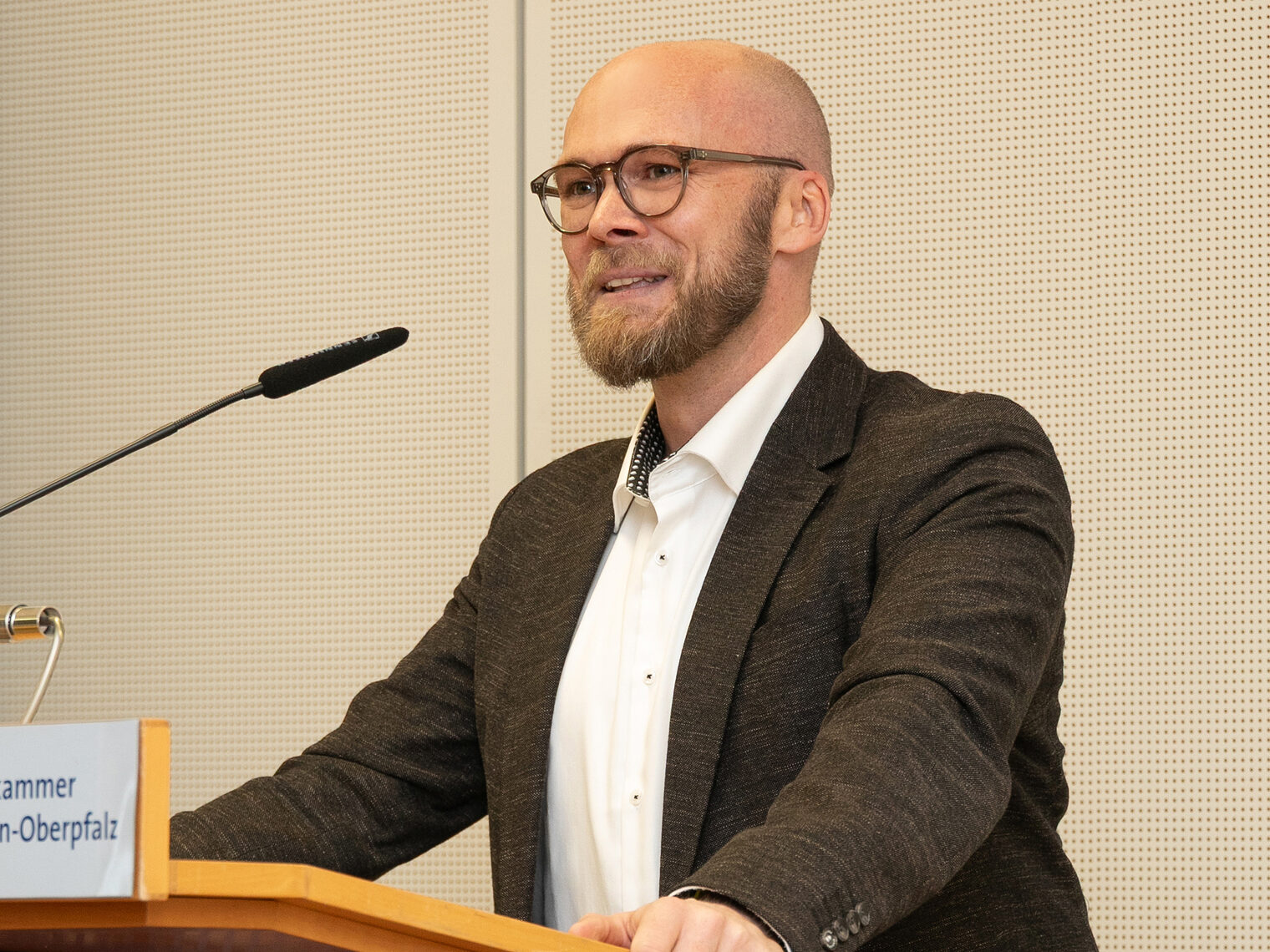 In seiner Festrede hielt der Bayerische Digitalminister Dr. Fabian Mehring ein Plädoyer auf digitale Zukunftstechnologien.