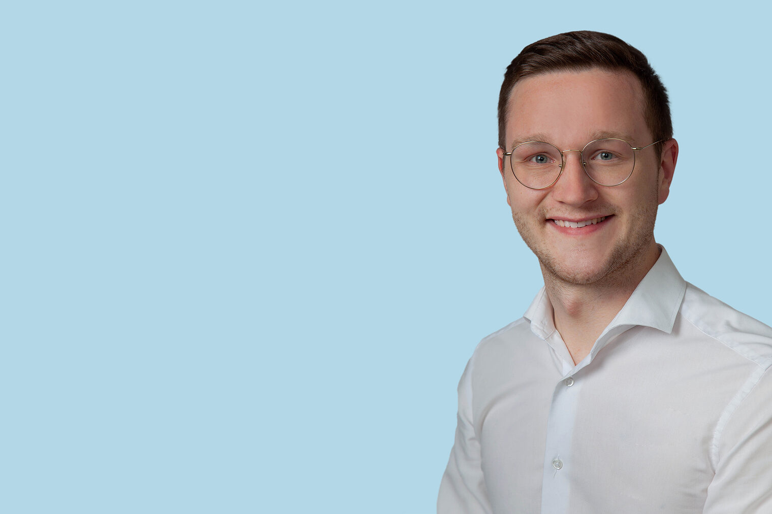 Johannes Altweck verstärkt als neuer Betriebsberater das Team der Handwerkskammer in Passau. Johannes Altweck verstärkt als neuer Betriebsberater das Team der Handwerkskammer in Passau.