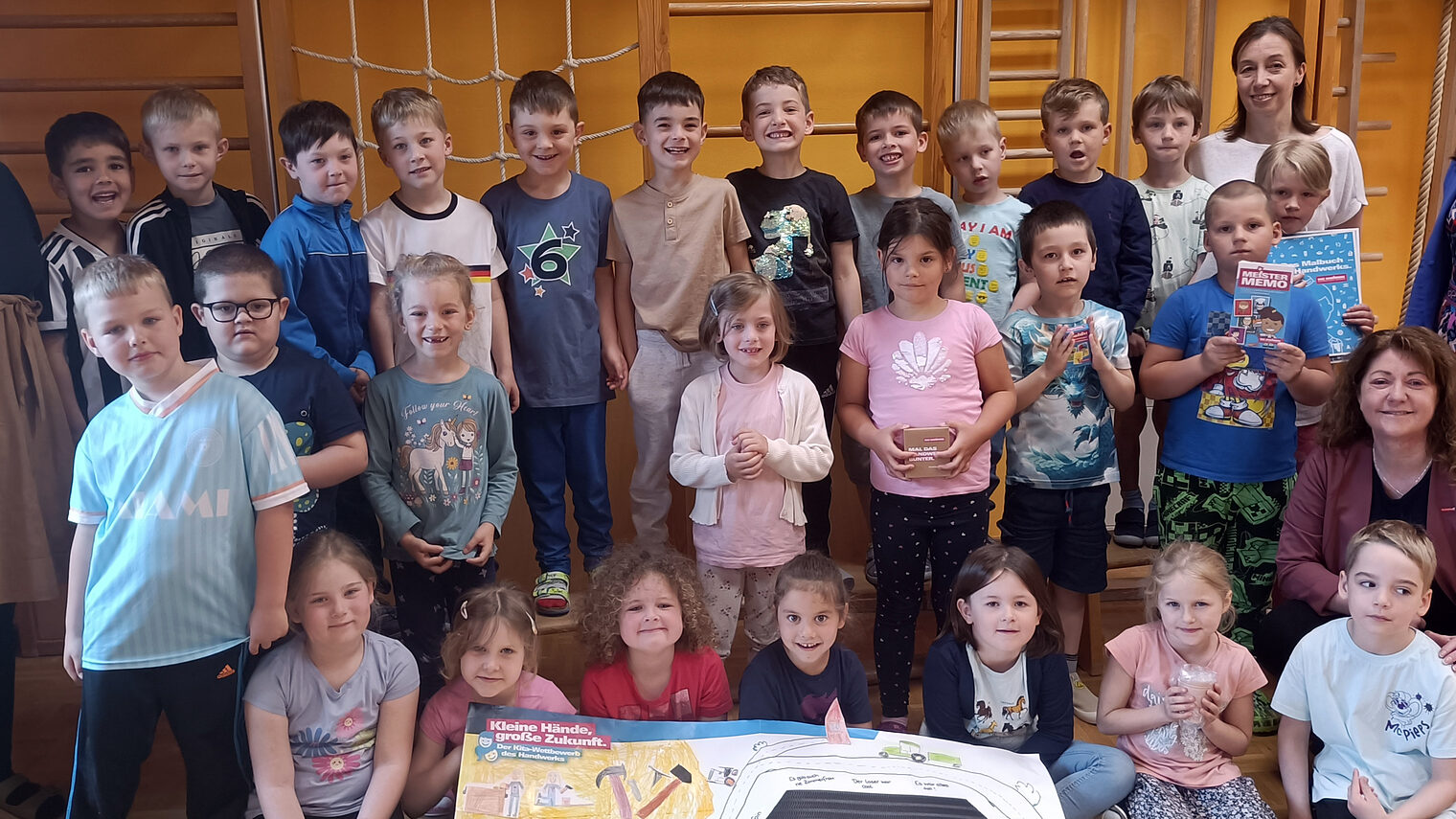 HWK-Vizepräsidentin Claudia Geiselhöringer zu Besuch im Kindergarten Falkenberg.