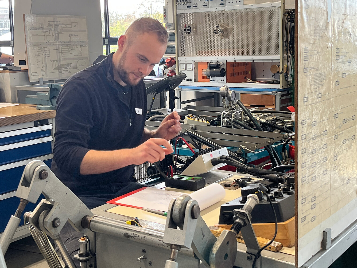 Erster Bundessieger Elias Schätzle aus Baden-Württemberg konzentriert beim Leistungsnachweis. 
