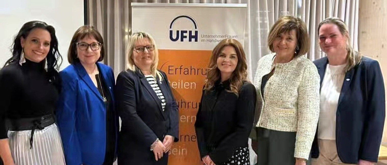 Die Verantwortlichen der Unternehmerfrauen Rottal-Inn nach der Neuwahl.