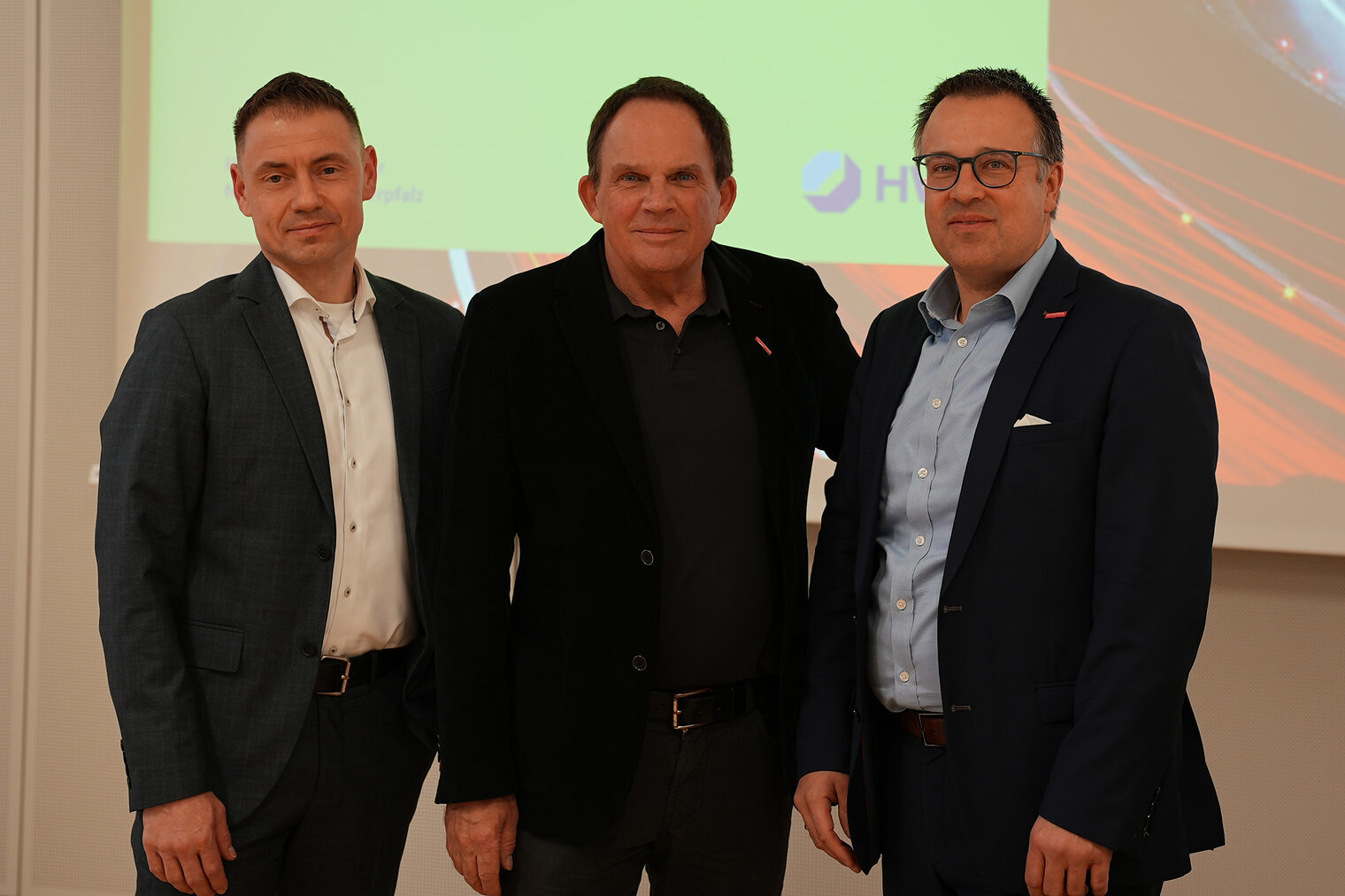 Gruppenfoto mit Mario Göhring, Horst Zaglauer und Andreas Keller.