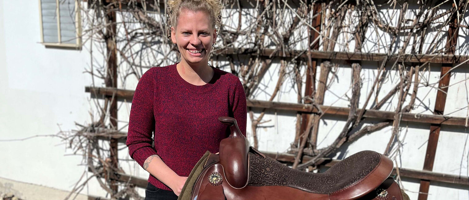 Eine echte Meisterleistung: Jungmeisterin Viviana Nikol August Esau fertigte einen Westernsattel an und wurde Kursbeste. 