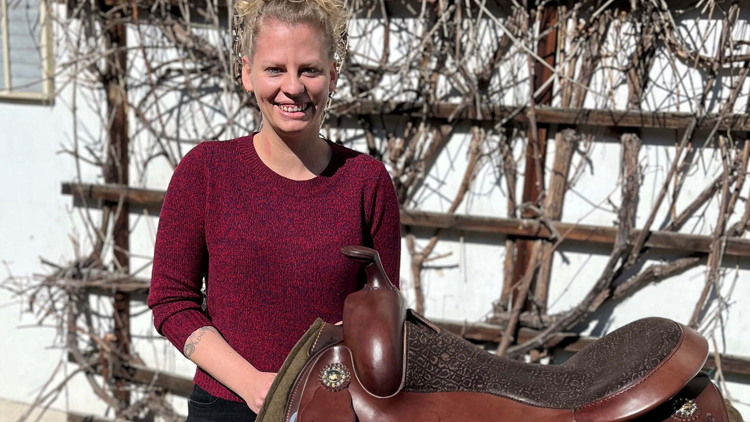 Eine echte Meisterleistung: Jungmeisterin Viviana Nikol August Esau fertigte einen Westernsattel an und wurde Kursbeste. 