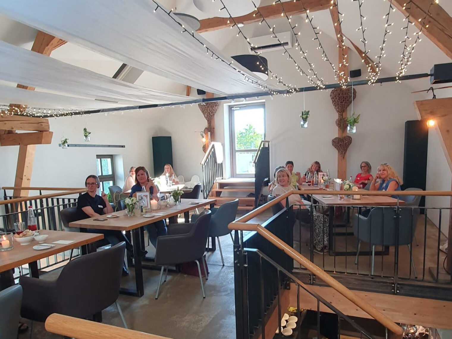 Die besondere Atmosphäre des Loftstadls in Landshut bot für die Veranstaltung den passenden Rahmen. 