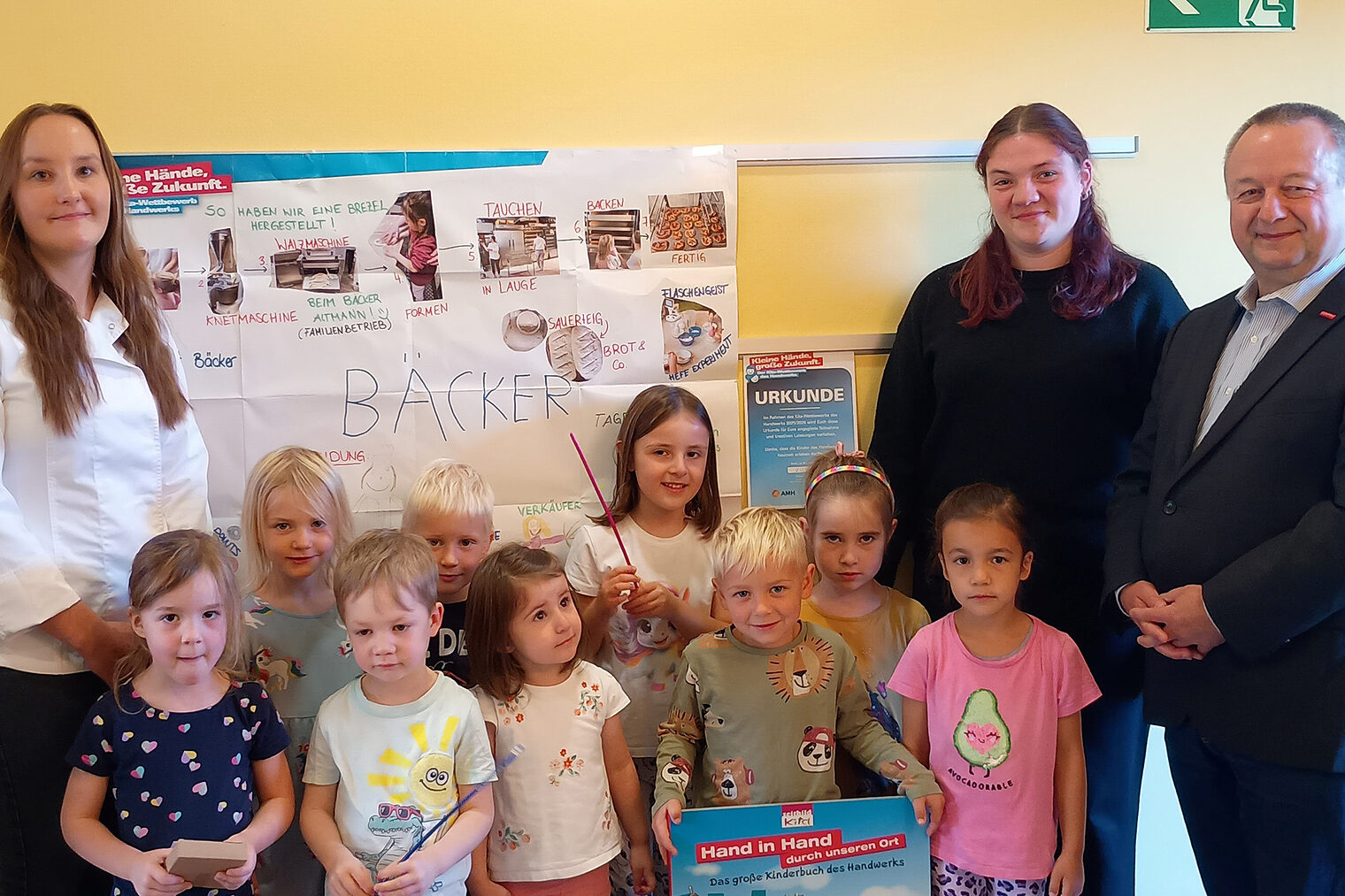 Beim Kita-Wettbewerb des Handwerks lernten die Kinder des Kindergartens St. Josef in Nittendorf das Bäckerhandwerk kennen.